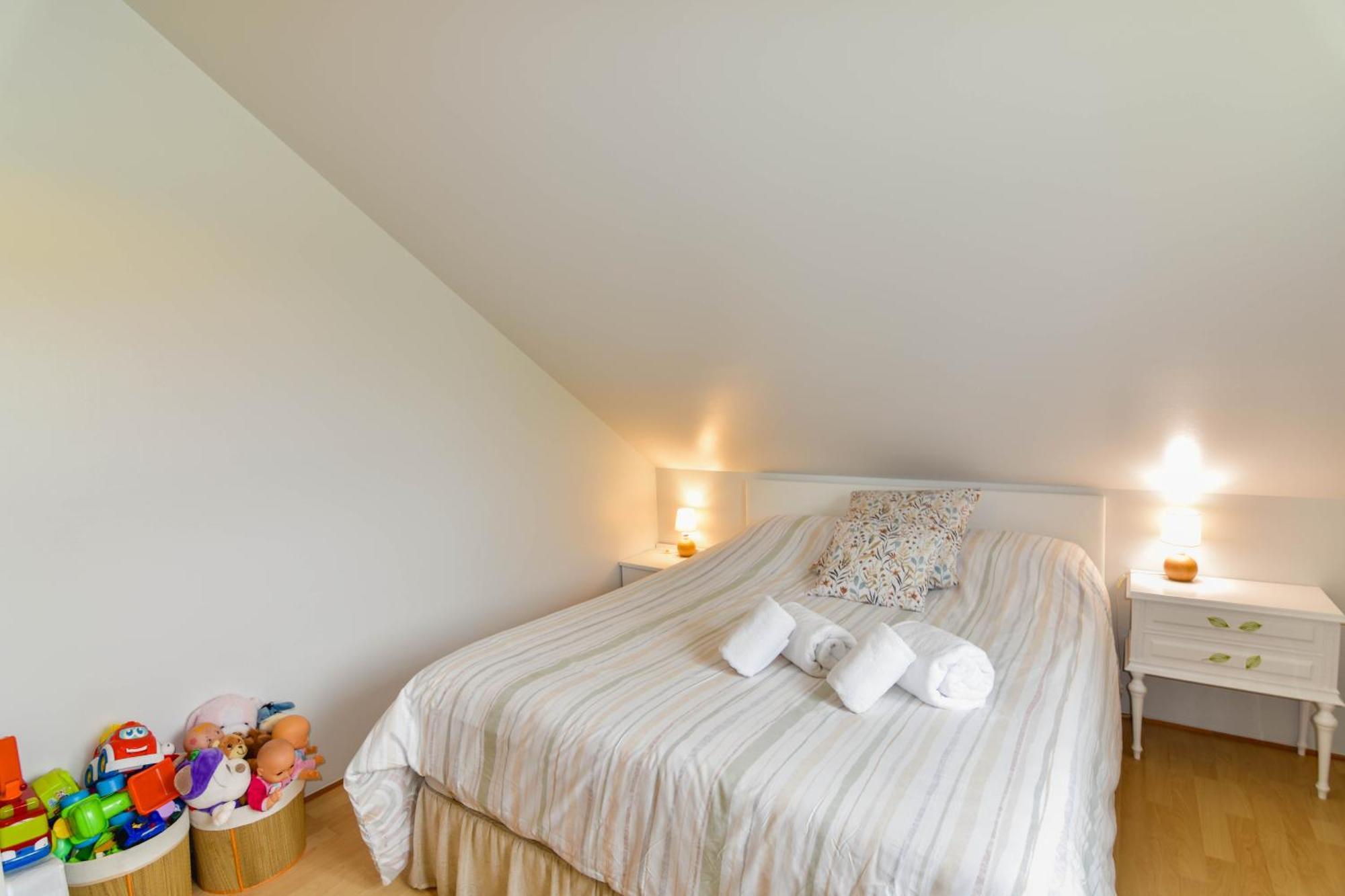 Villanueva Casa Con Gran Jardin Y Piscina En Cabarceno别墅 外观 照片